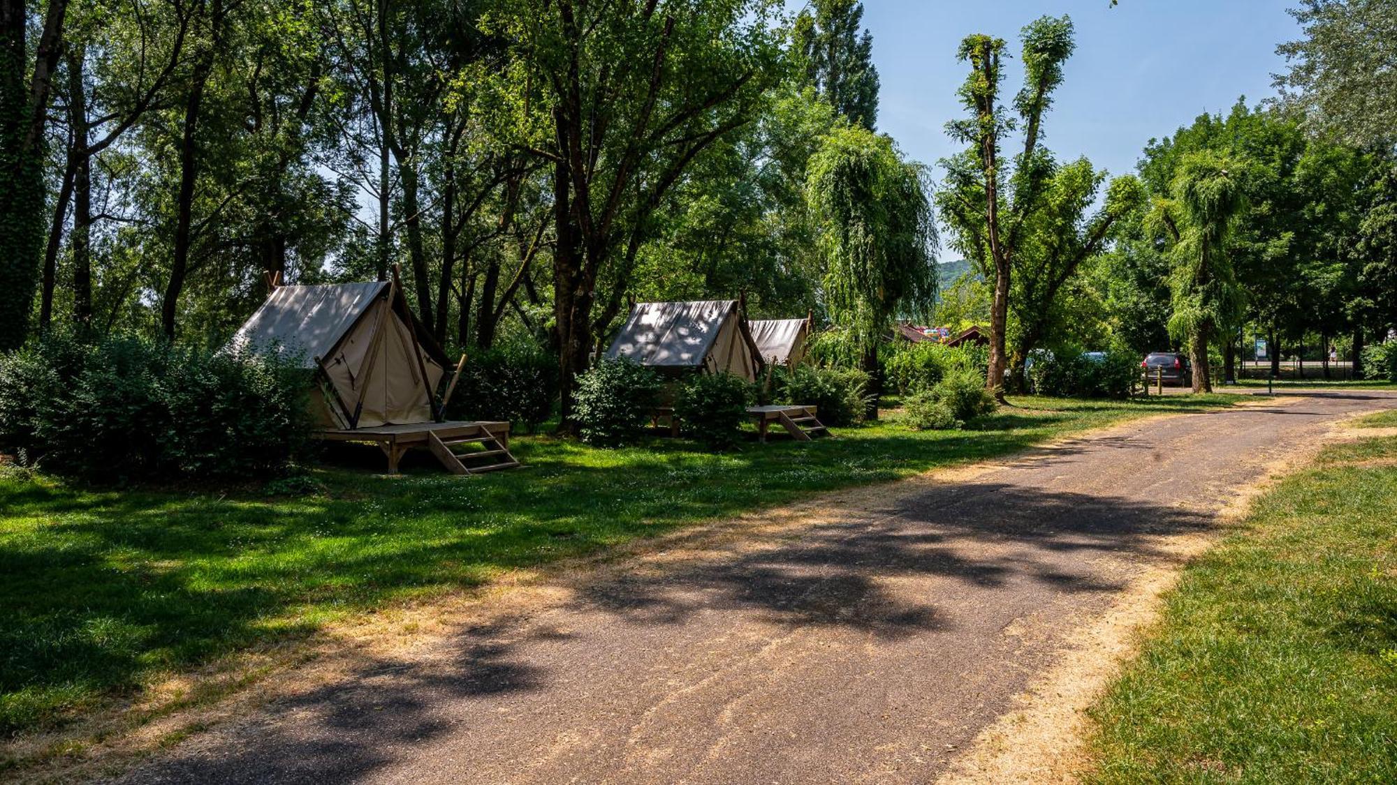 Camping Vesoul Vaivre-et-Montoille Esterno foto