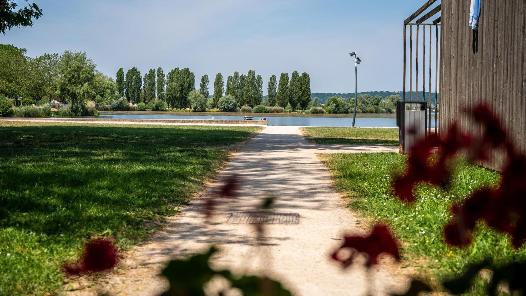 Camping Vesoul Vaivre-et-Montoille Esterno foto