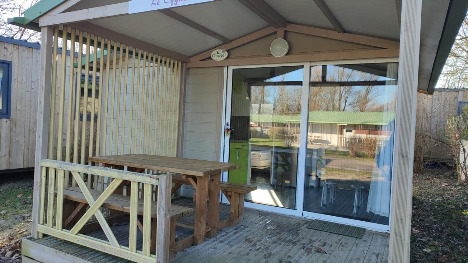 Camping Vesoul Vaivre-et-Montoille Esterno foto